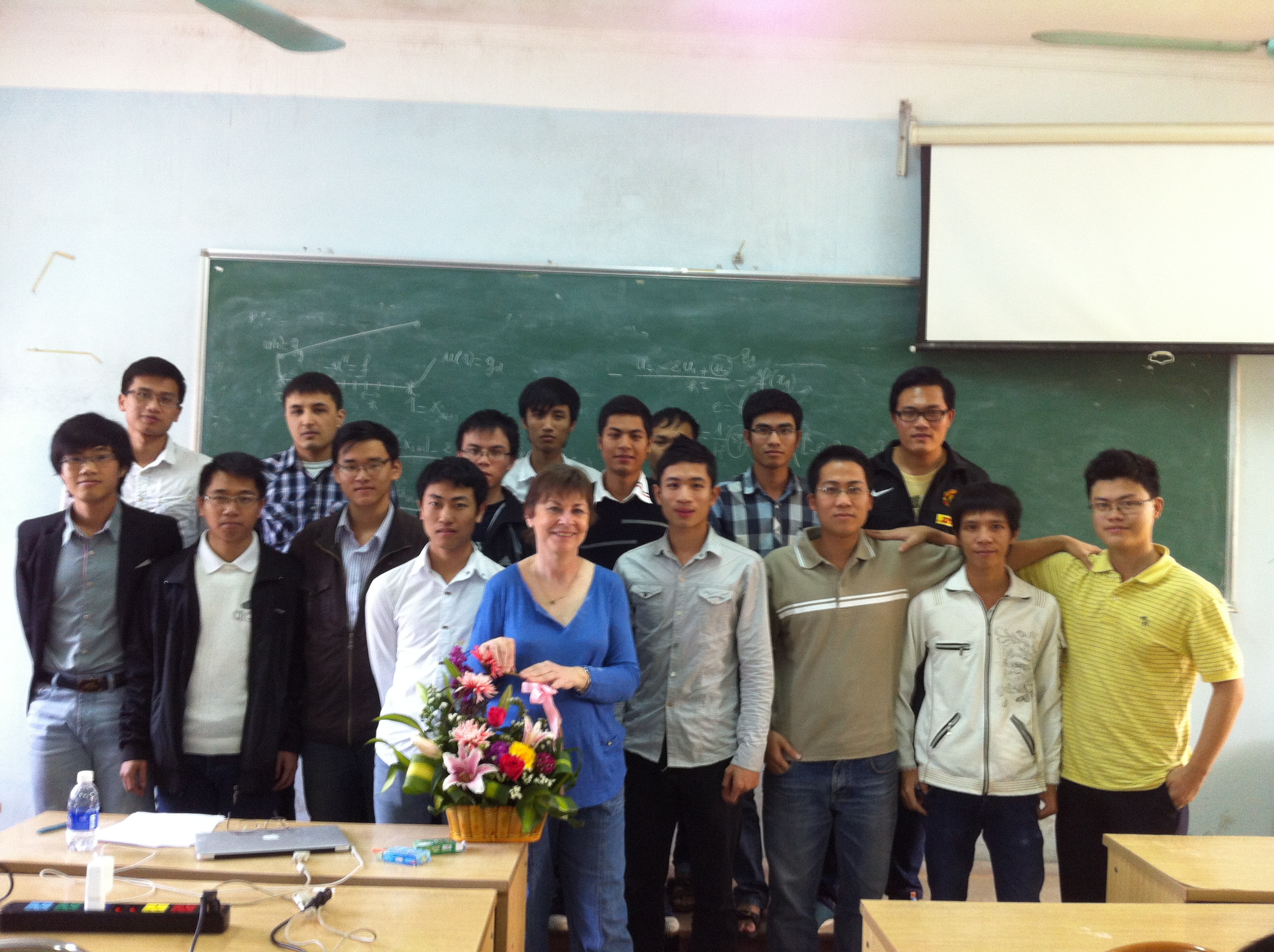 The
                      2013 class, boys with the professor